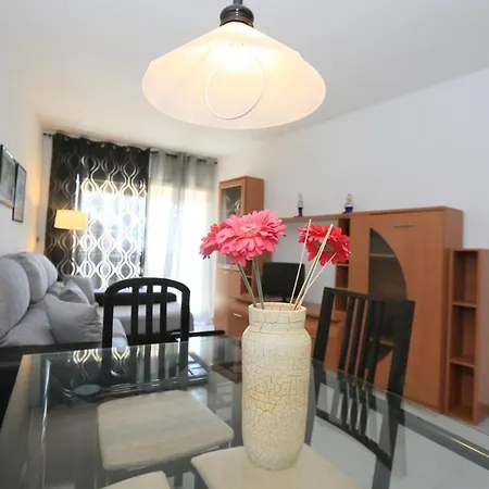 Golf D 202 Only Families Apartment *